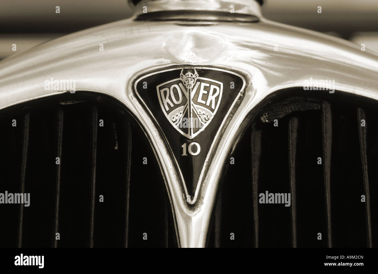 Rover 10 del 1934. Inglese Il costruttore di auto 1904. Rover auto auto badge marque British maker motif Foto Stock
