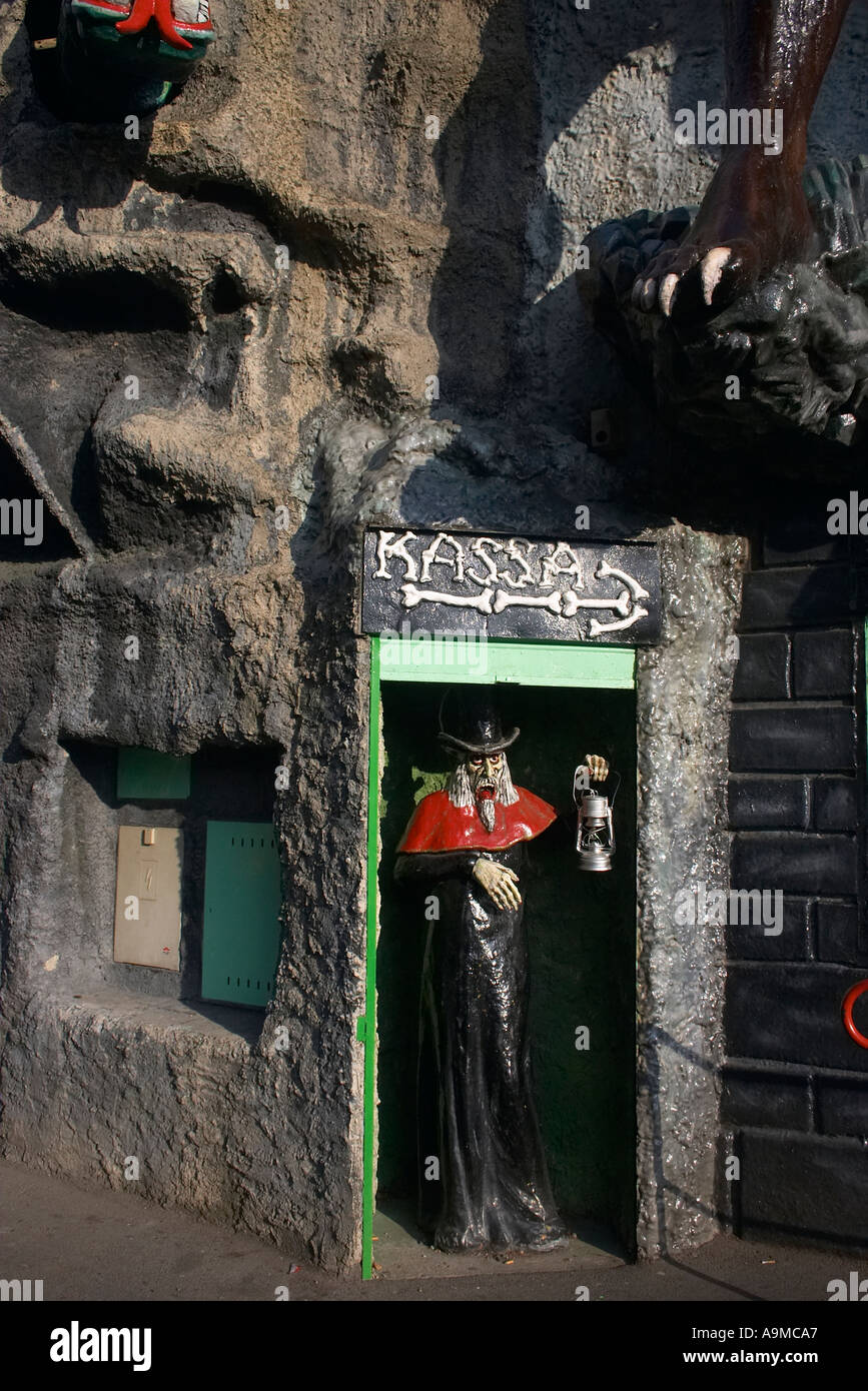 Entrata dell'Haunted House nel Prater di Vienna Foto Stock