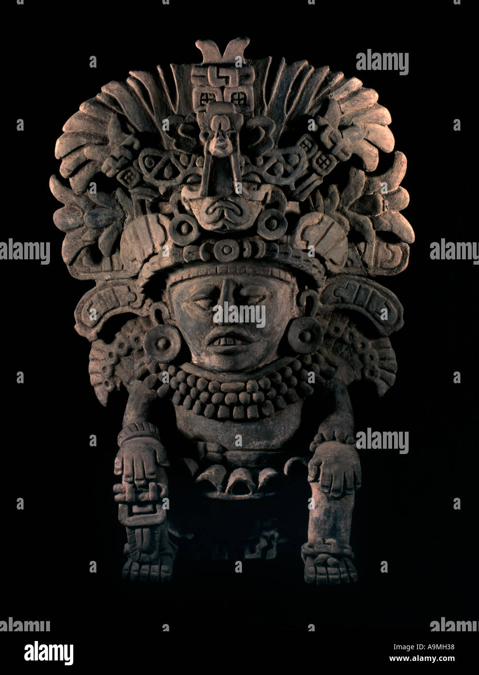 Messico Archeologia urna in ceramica dal Messico s Oaxaca Valley si trova spesso come gravi offerte in tombe costruite durante il classico per Foto Stock