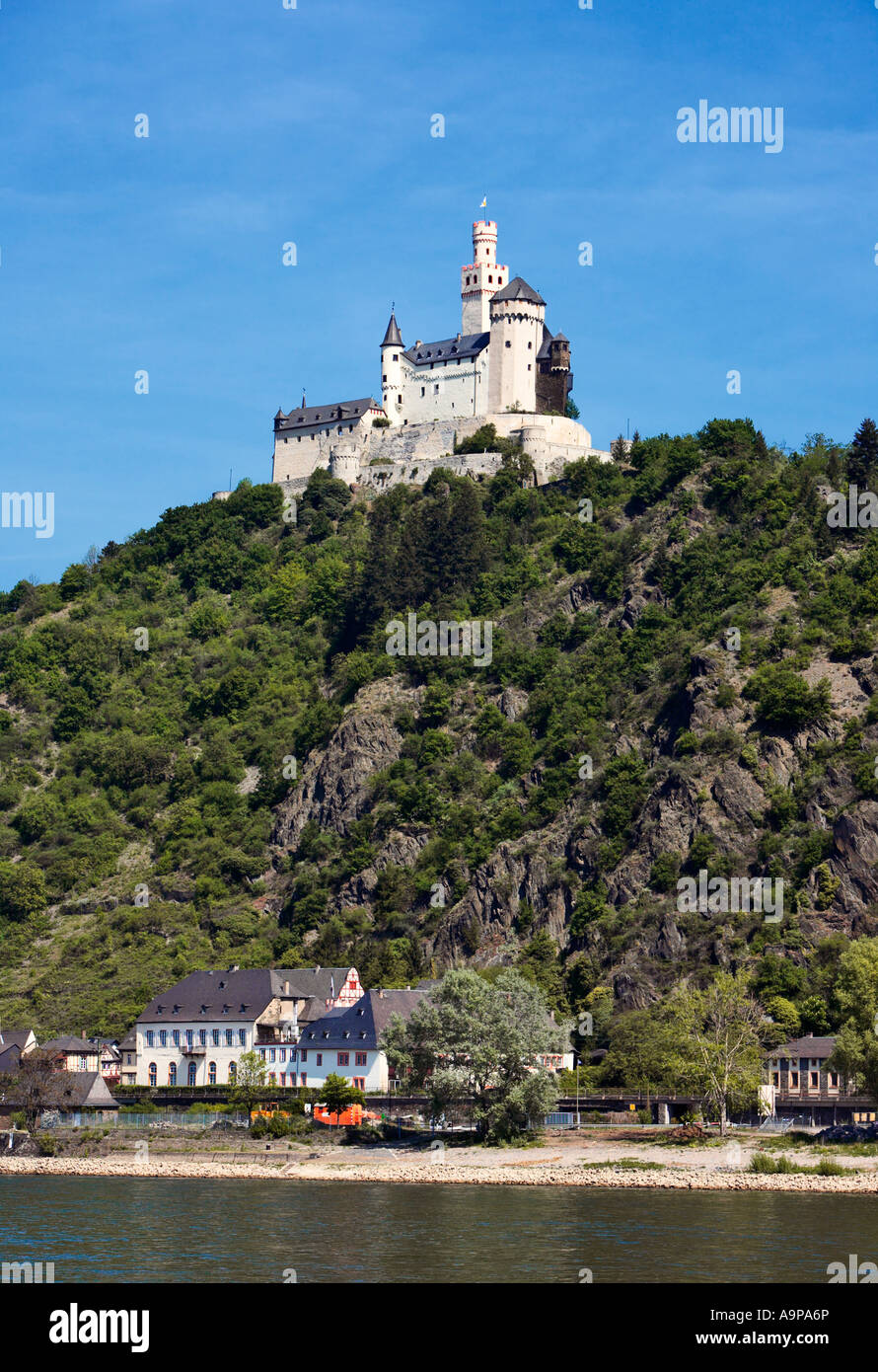 Il Marksburg castello vicino a Braubach sopra il fiume Reno, Renania, Germania, Europa Foto Stock