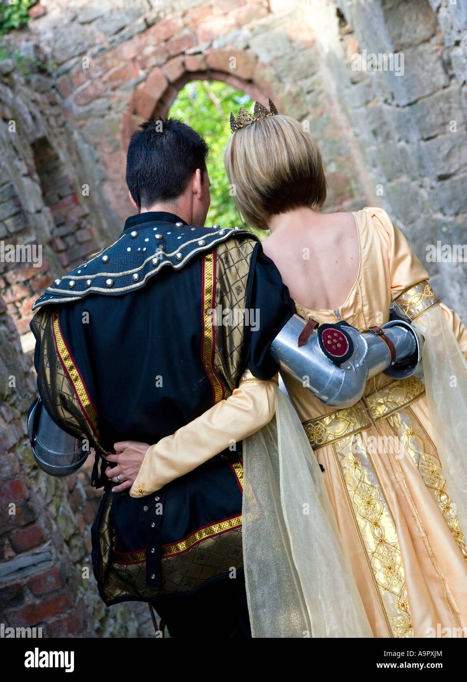 Abito Medievale Immagini e Fotos Stock - Alamy