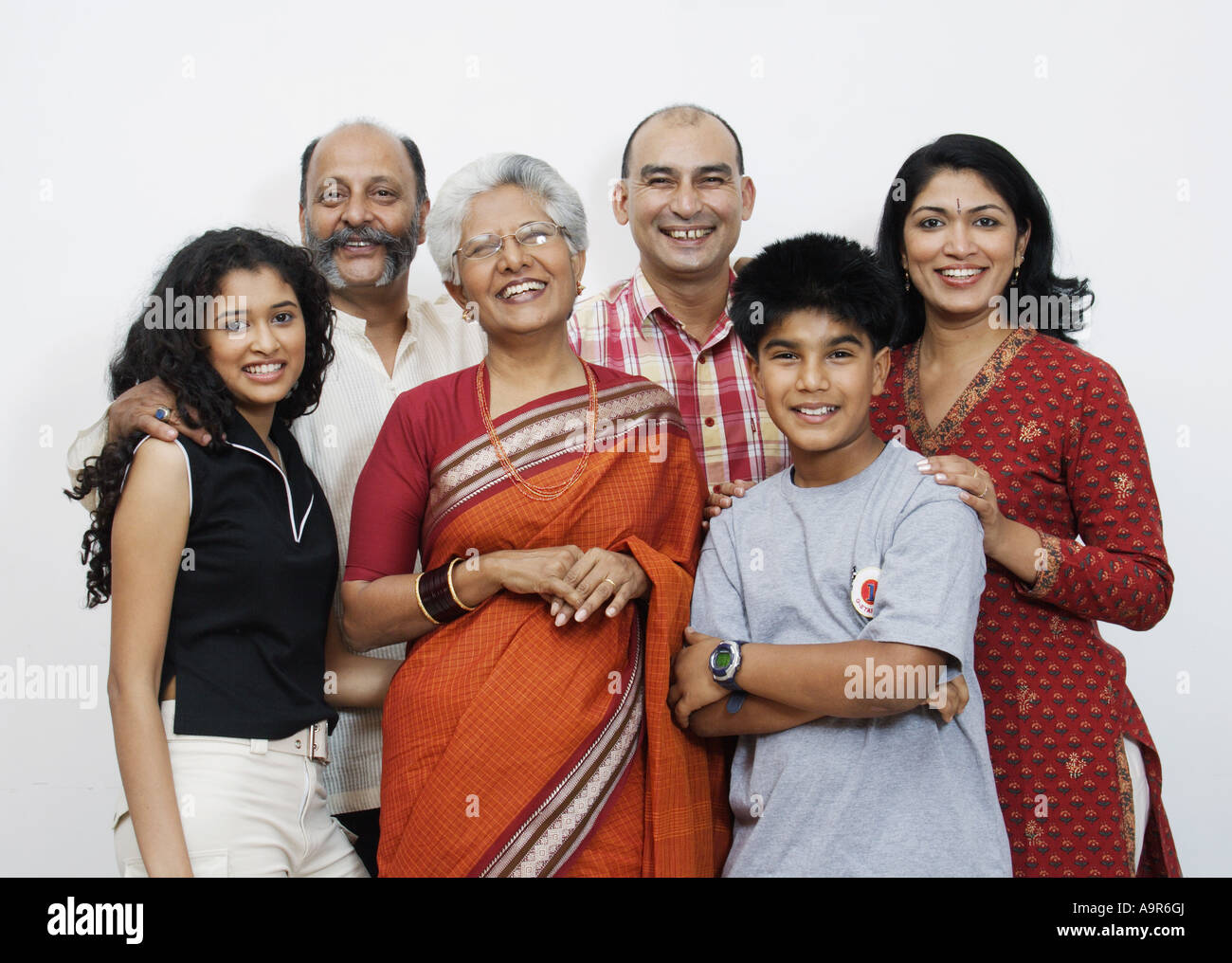 Ritratto di una famiglia composta da tre generazioni Foto Stock