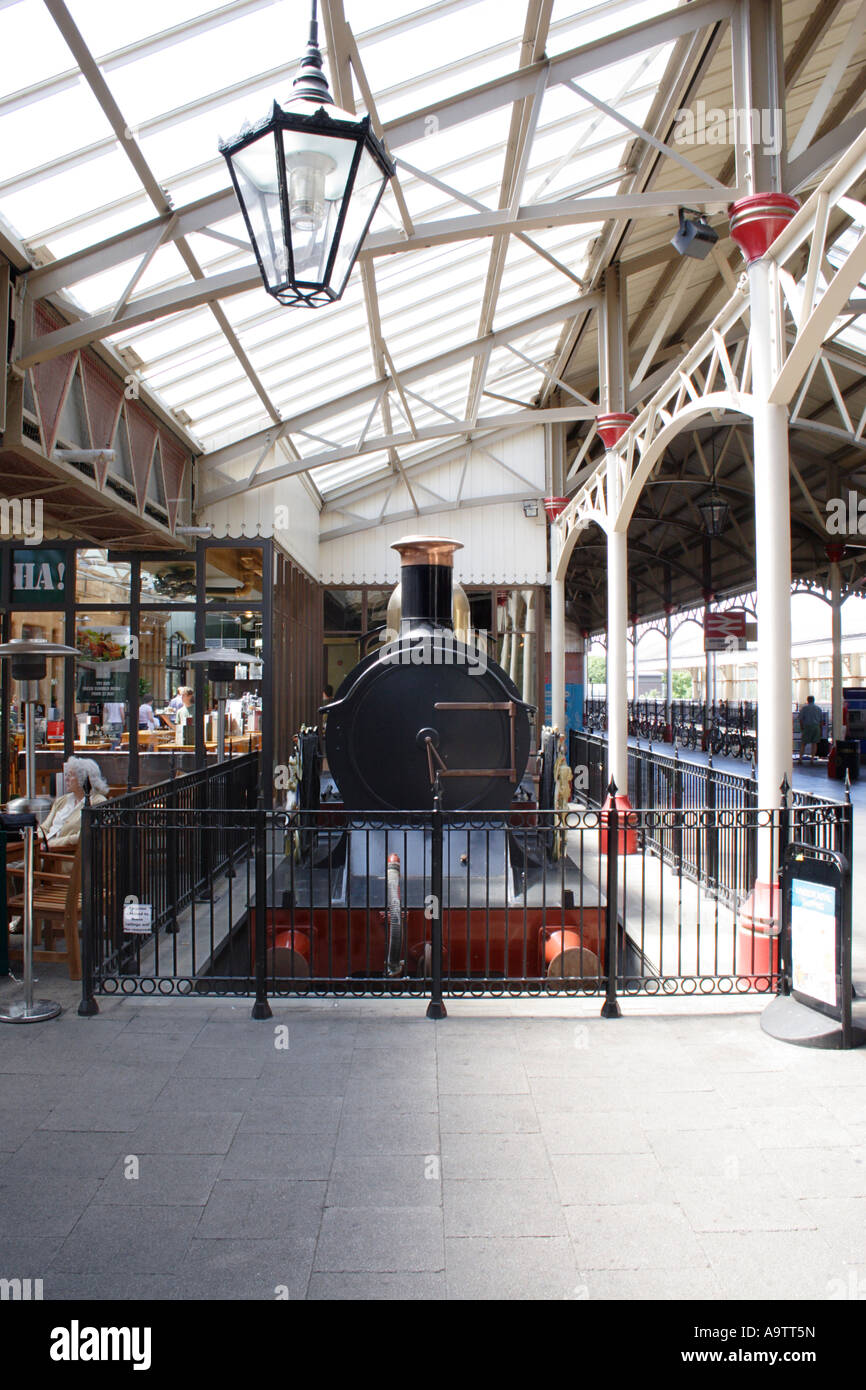 La regina locomotiva a vapore a Windsor Royal Station Foto Stock