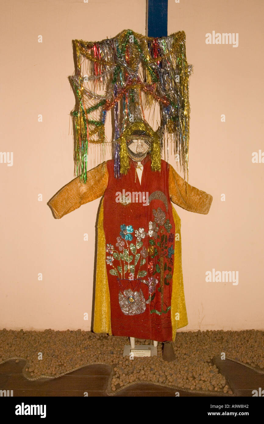 Fancy Dress utilizzata durante il São João festival nel giugno São Luis in Brasile Foto Stock