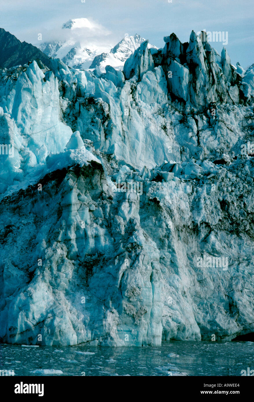 Vicino al ghiacciaio Hubbard nel fiordo di Russell, all'interno del passaggio, a sud-est di Alaska Foto Stock