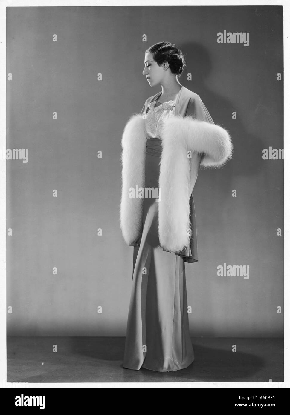 Pelliccia sera camicia 1930s Foto Stock