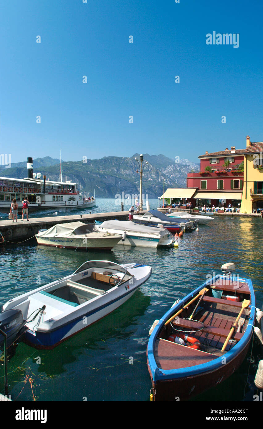 Porto di Malcesine, Lago di Garda, Italia Foto Stock