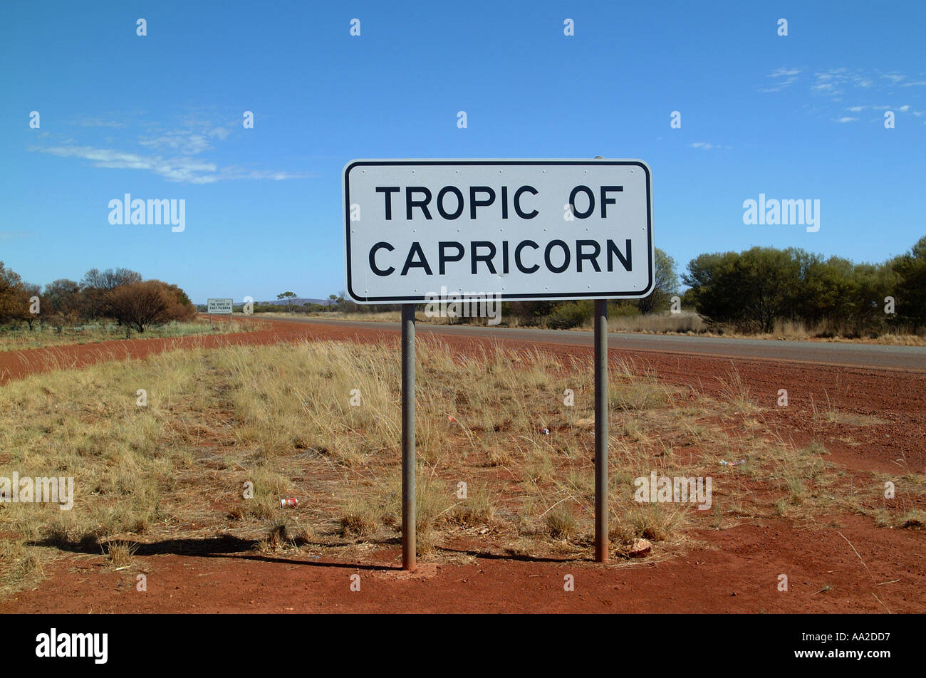 Tropico del Cancro segno lungo la strada nei pressi di Newman, Australia occidentale Foto Stock
