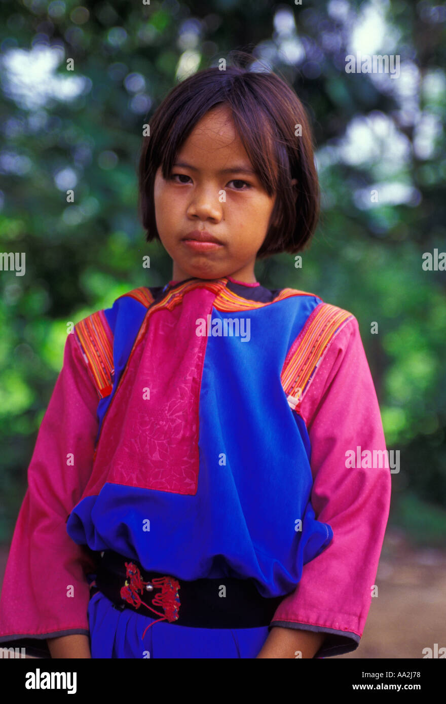 1, una ragazza Lisu, ragazza, contatto visivo, vista frontale, ritratto, minoranza etnica, della tribù della collina, Chiang Mai Provincia, Thailandia, Sud-est asiatico, in Asia Foto Stock