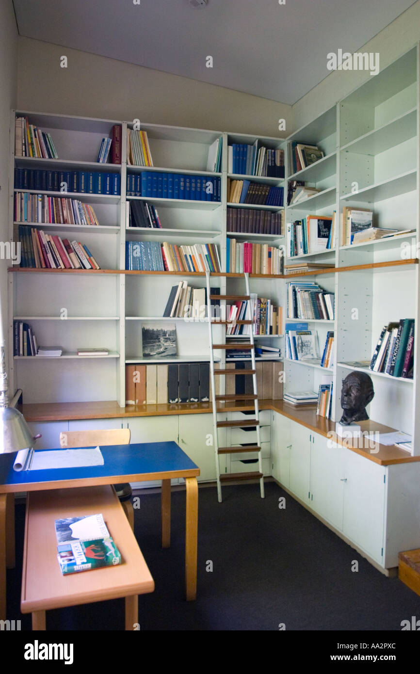 Biblioteca e studio di Alvar Aalto House Helsinki Finlandia Foto Stock