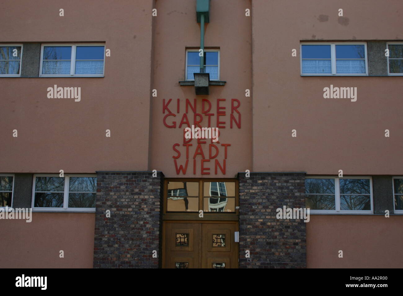 Karl Marx-Hof - Asilo nido Foto Stock