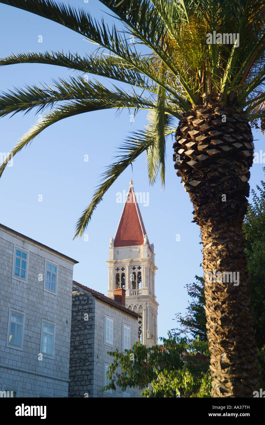 Chiesa torre Trogir Dalmazia Croazia Foto Stock