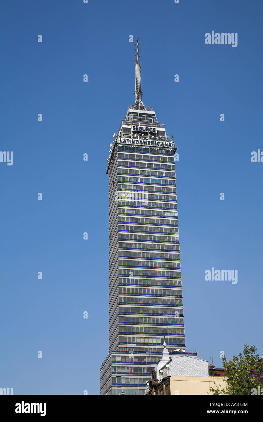 Torre Latinoamericana, 44 piani di altezza, Eje Central Lazaro Cardenas, Città del Messico, Messico Foto Stock