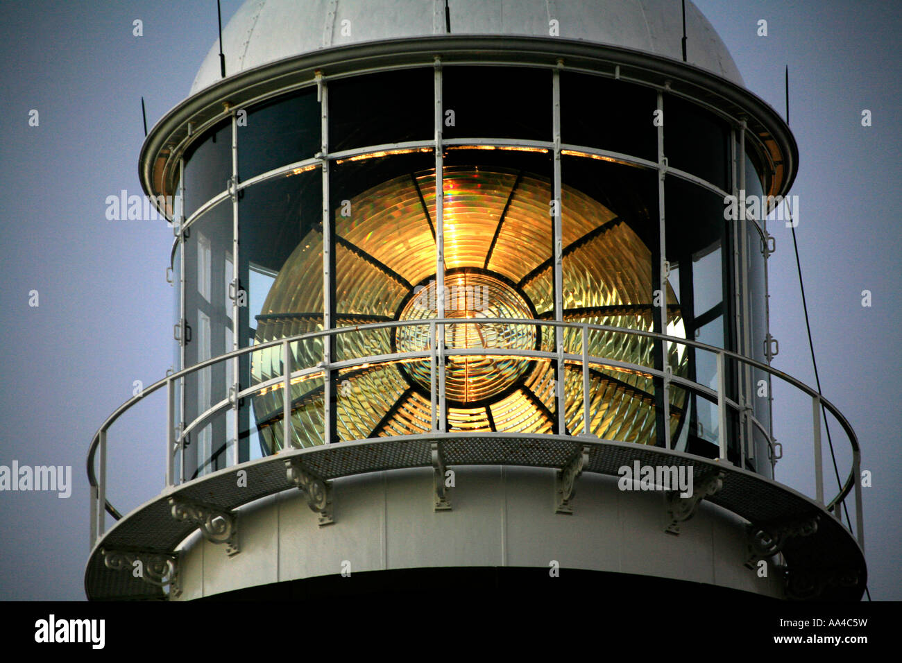 Una chiusura della lente dell'Australia orientale più faro di Cape Byron NSW Australia Foto Stock