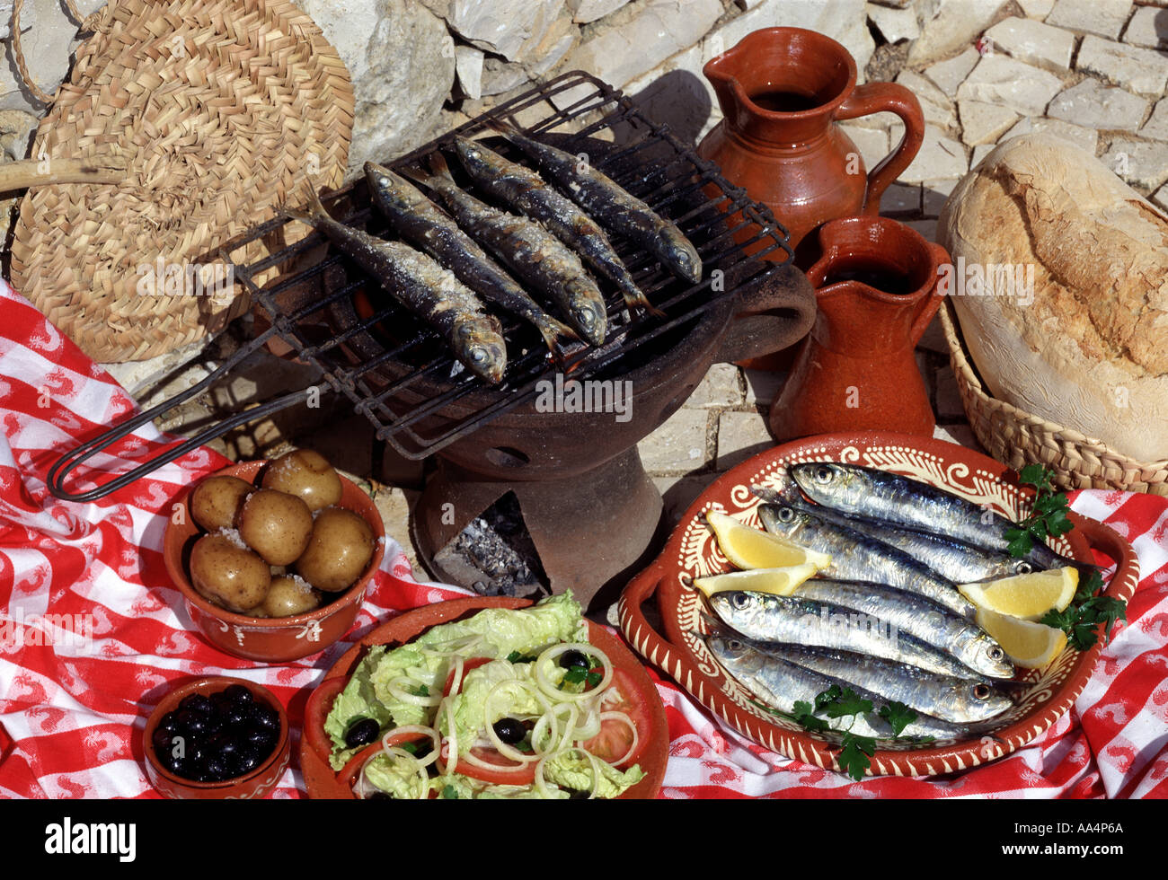 Sardine & Insalata Foto Stock