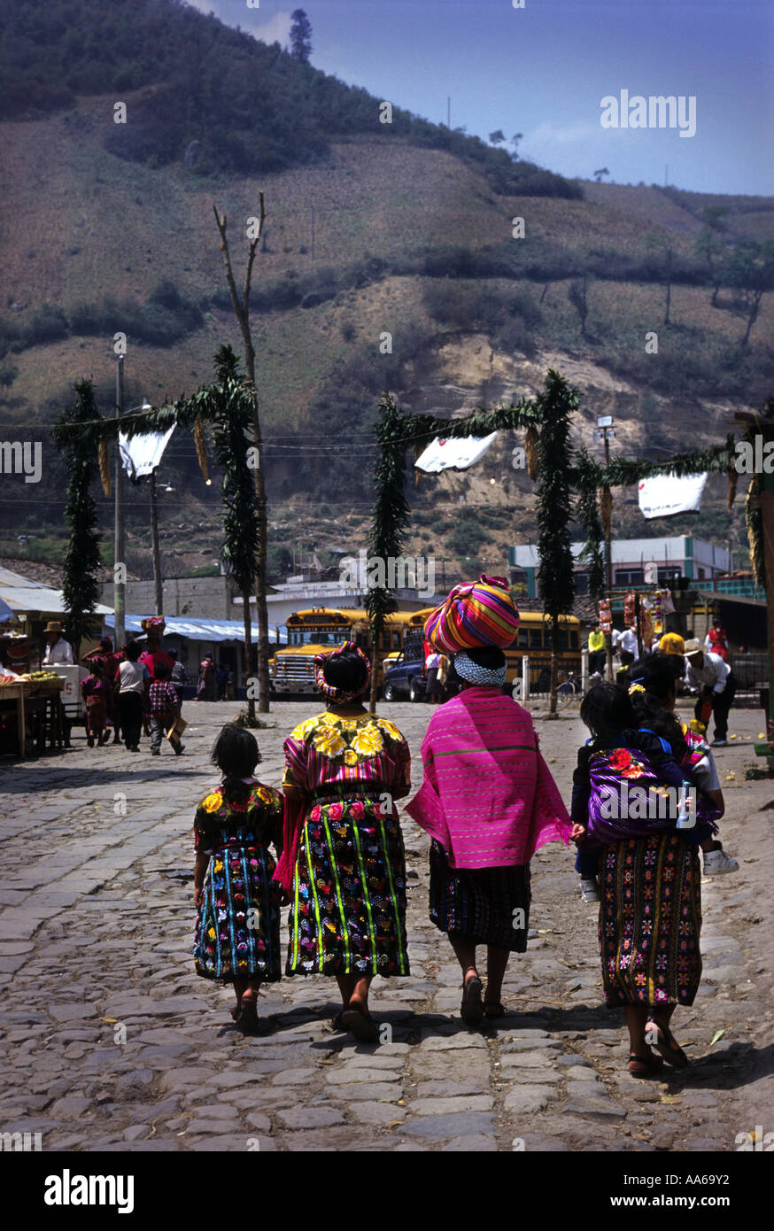 QUICHE paesani durante la Semana Santa celebrazioni ZUNIL IN GUATEMALA Foto Stock