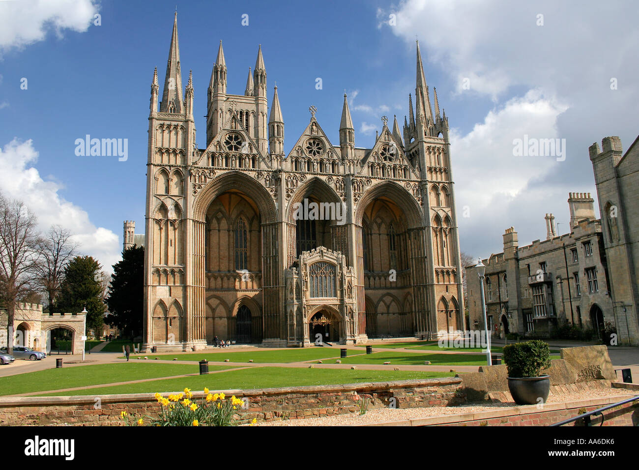 Ovest in alzato frontale, Peterborough Cathedral, Inghilterra, Regno Unito Foto Stock