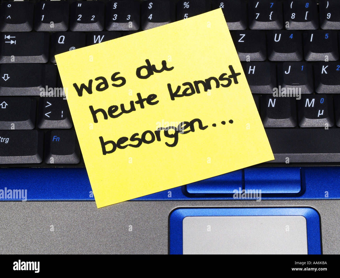 Nota memo sul notebook, non c'è tempo come il presente Foto Stock