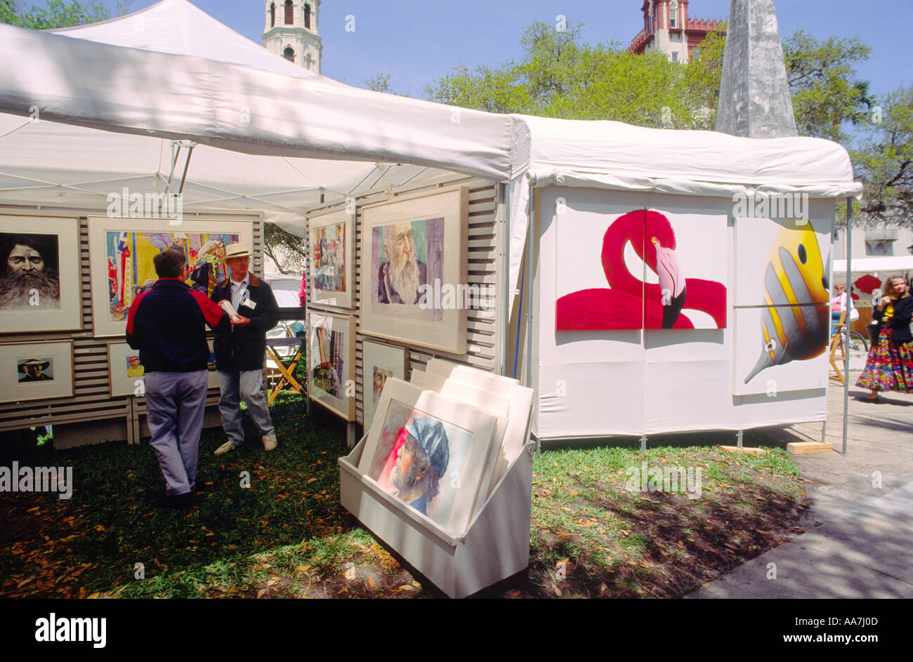 Weekend arte fiera sulla piazza nel centro storico di Sant'Agostino, Florida, antica città in Stati Uniti d'America Foto Stock