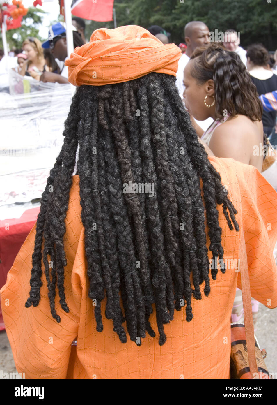 Donna con dreadlocks presso il West Indian Caraibi parata del giorno a Brooklyn, New York Foto Stock