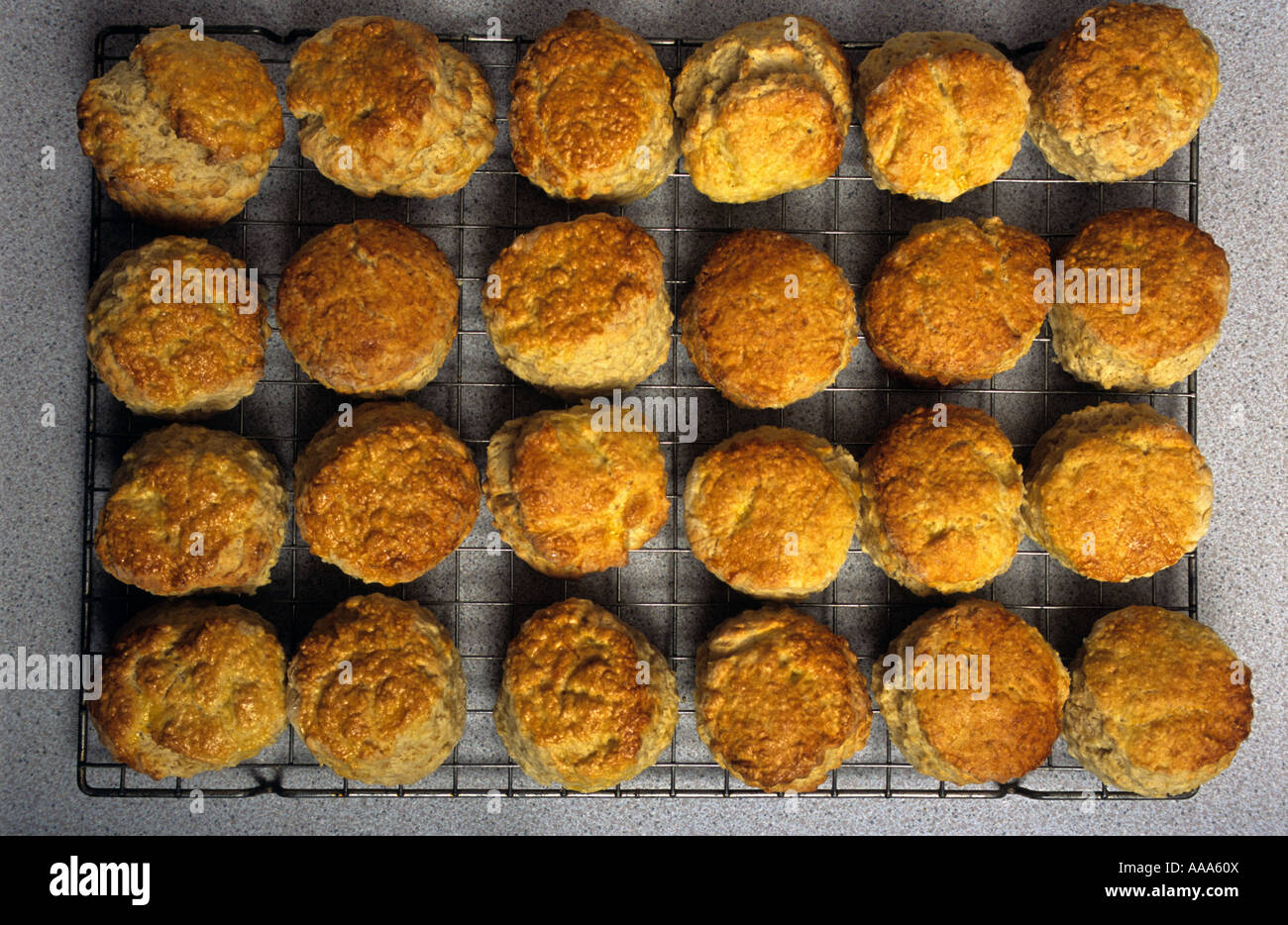Focaccine fatte in casa a tentare di raffreddamento Foto Stock