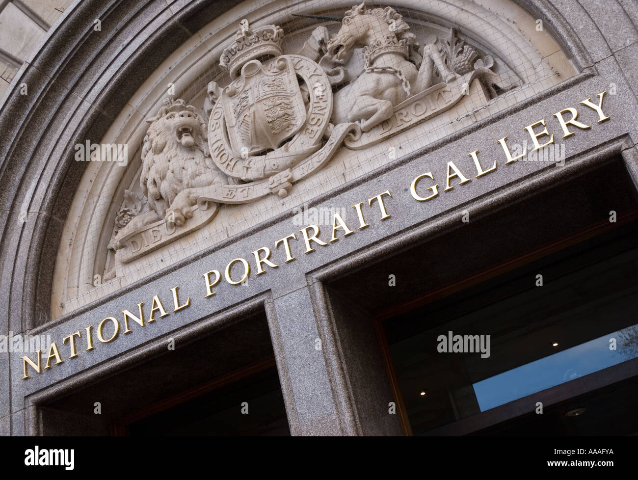 National Portrait Gallery entrata segno Londra Inghilterra Foto Stock