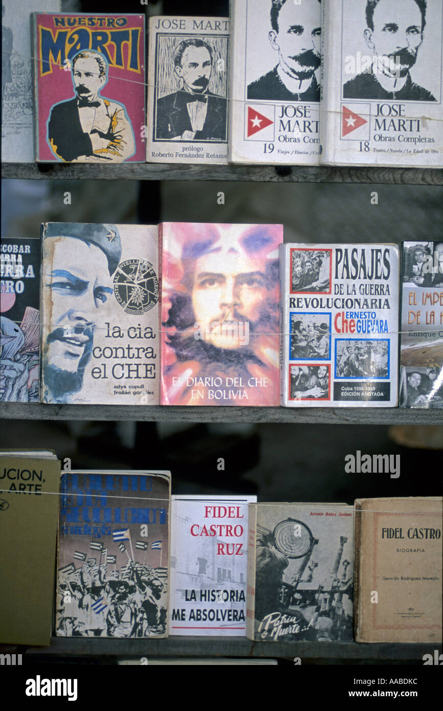 Bookstand nel mercato in Havana, Cuba Foto Stock