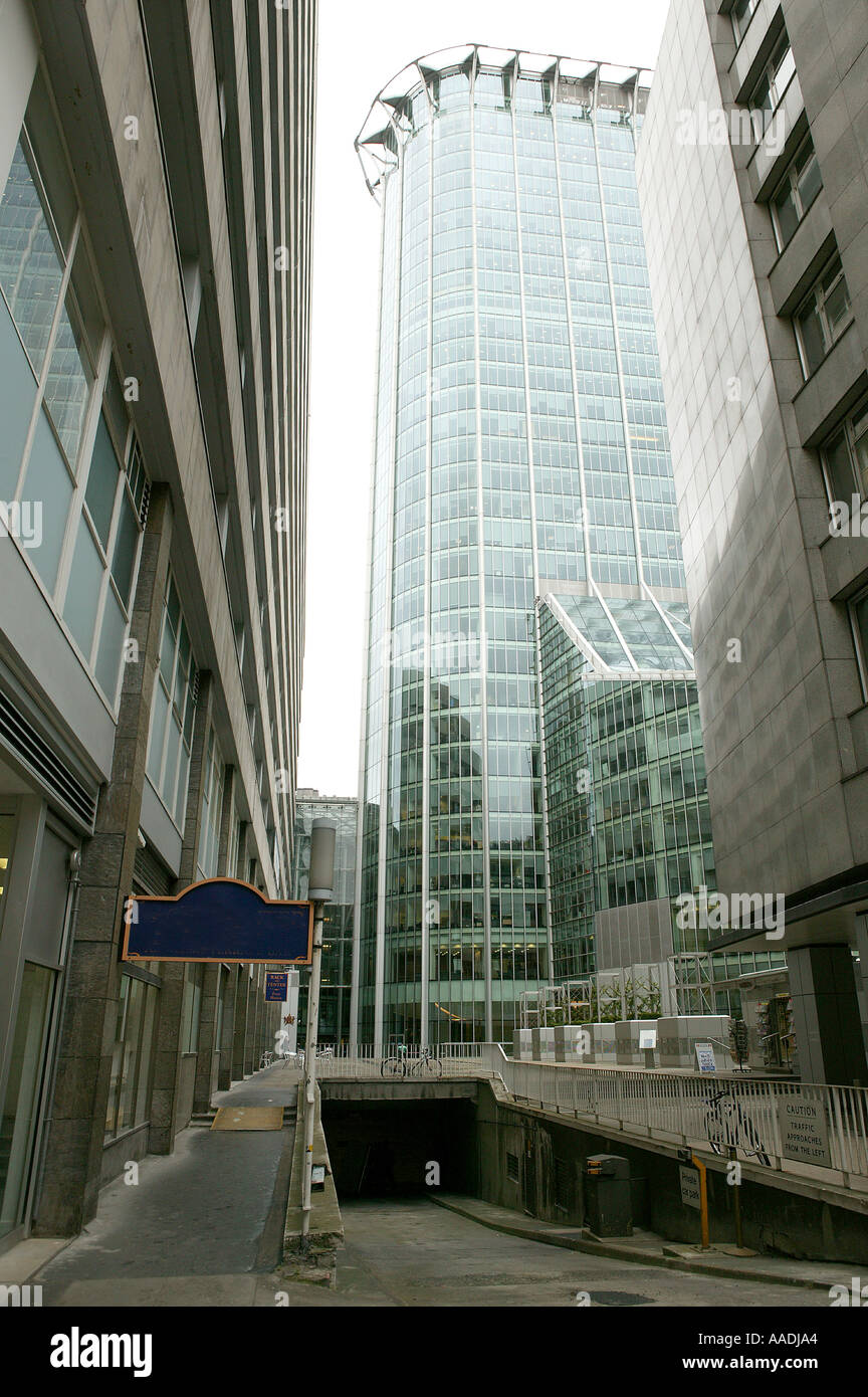 Tipico albergo urban area di Londra il distretto commerciale Foto Stock