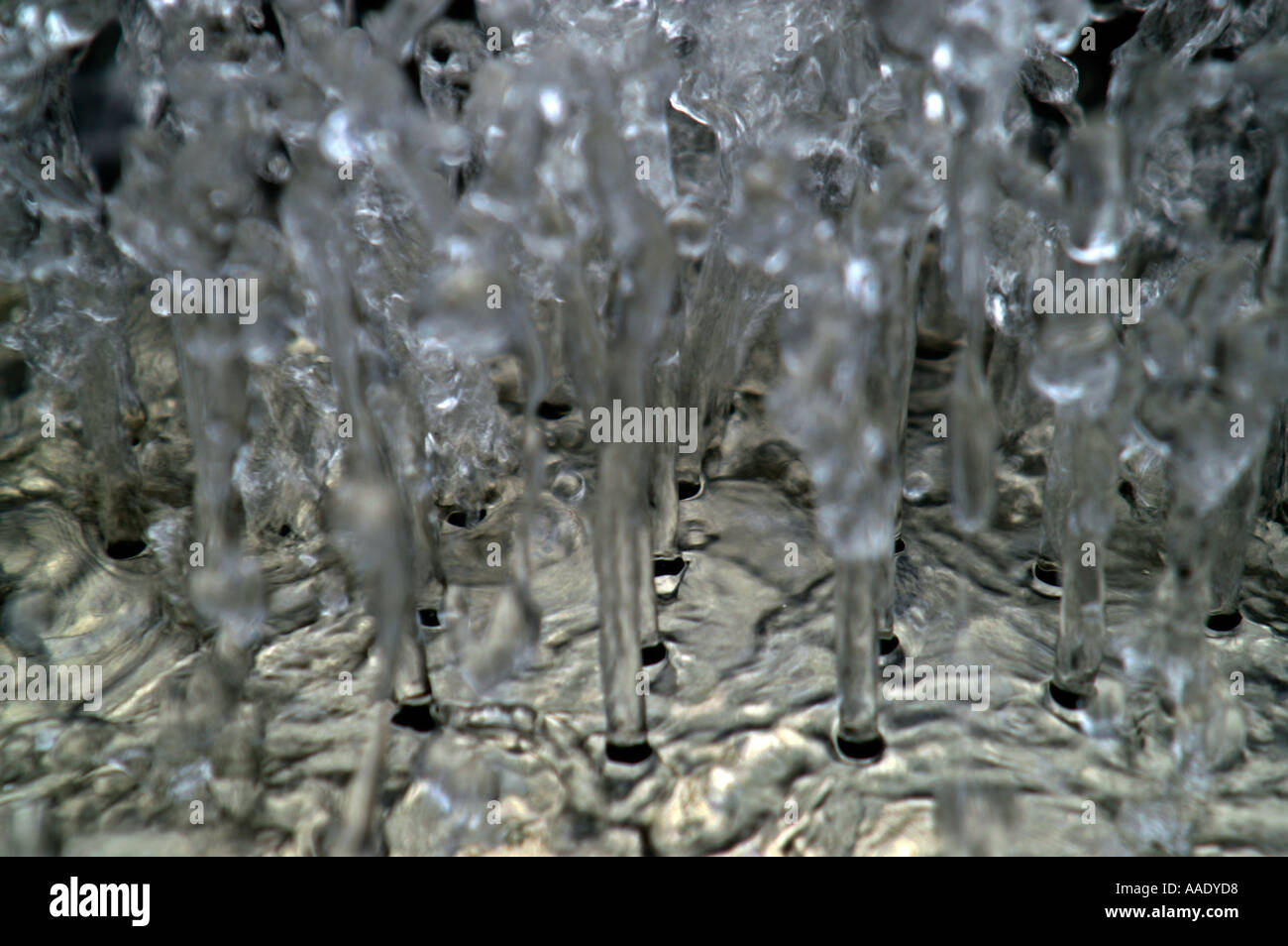 Streaming dell'acqua dagli ugelli Foto Stock