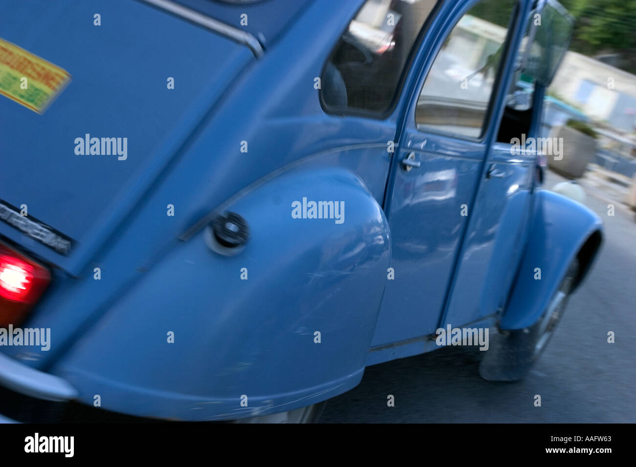 Blue Citroen auto 2CV Foto Stock