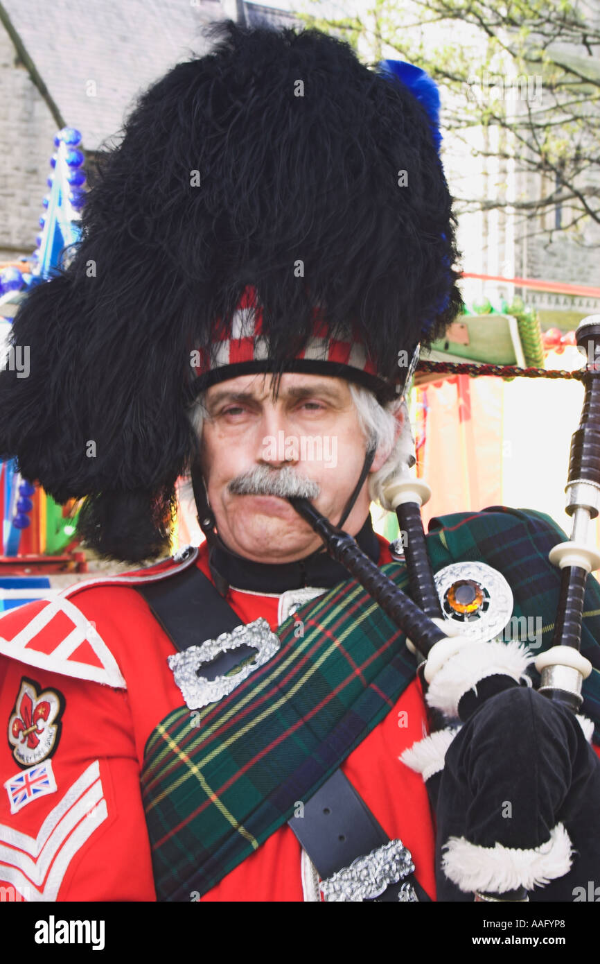 Gli scozzesi Piper Llandudno North Wales UK Regno Unito Foto Stock