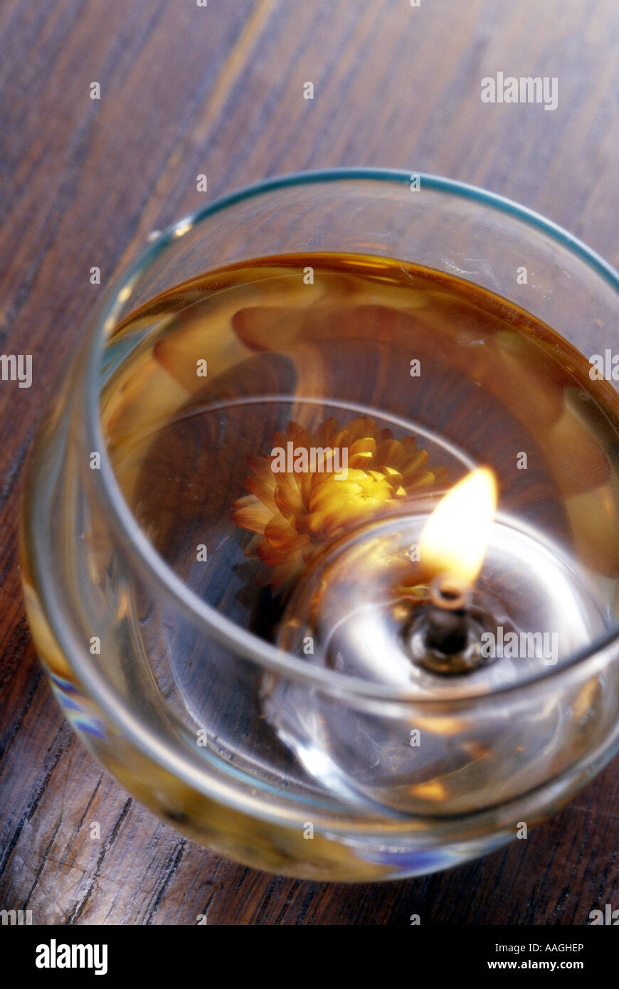 Lampada A Olio In Ottone Fatta A Mano - Design Classico Per Casa E Giardino, Stile Vintage Dorato