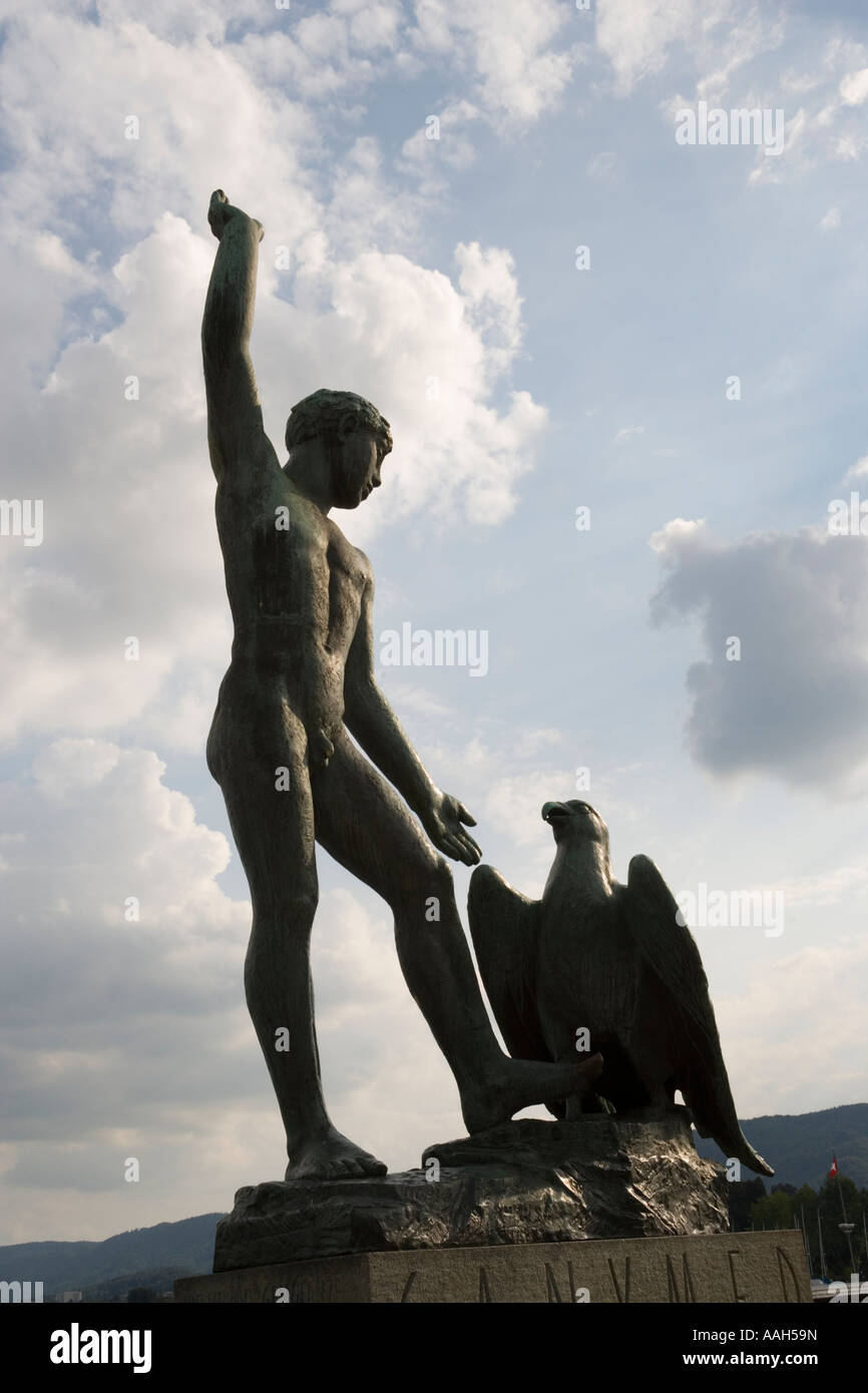 Ganymed statua di Hermann Hubacher 1952 in Piazza Bürkli Lake Zurich Zurich Canton Zurigo Svizzera Foto Stock