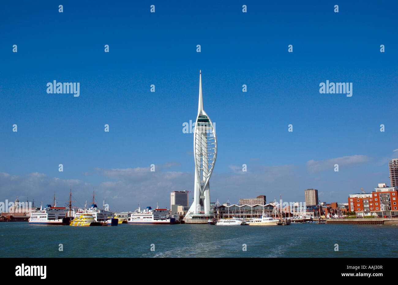 Emirates Spinnaker Tower, Portsmouth Harbour, Portsmouth, Hampshire, Inghilterra, Regno Unito, GB. Foto Stock