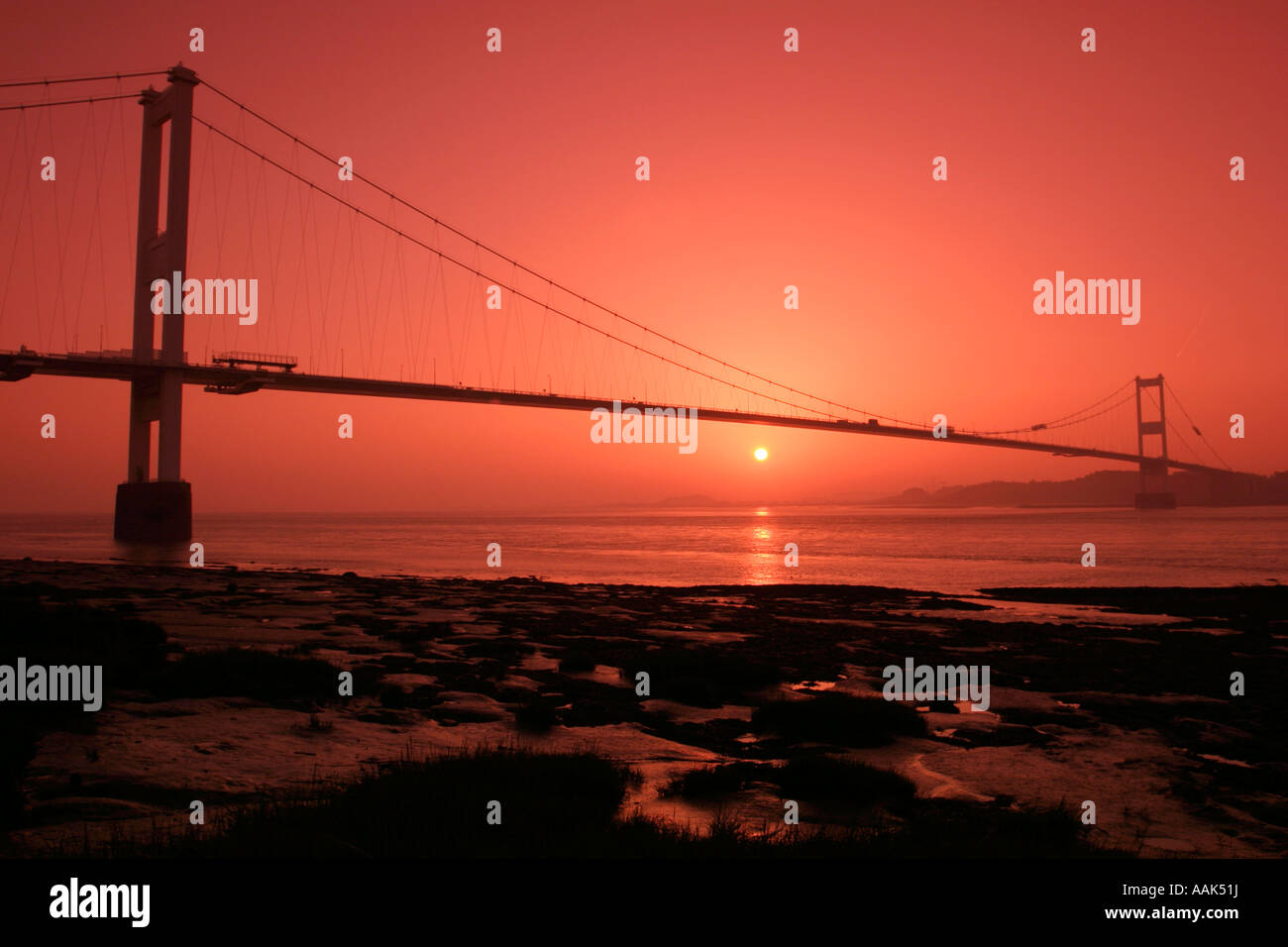 Vecchio Severn Bridge da Beachley, Nr Chepstow Foto Stock