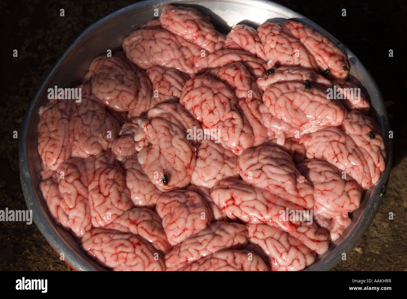 Intestino del cervello di maiale al mercato in Chau Doc, Vietnam. Foto Stock