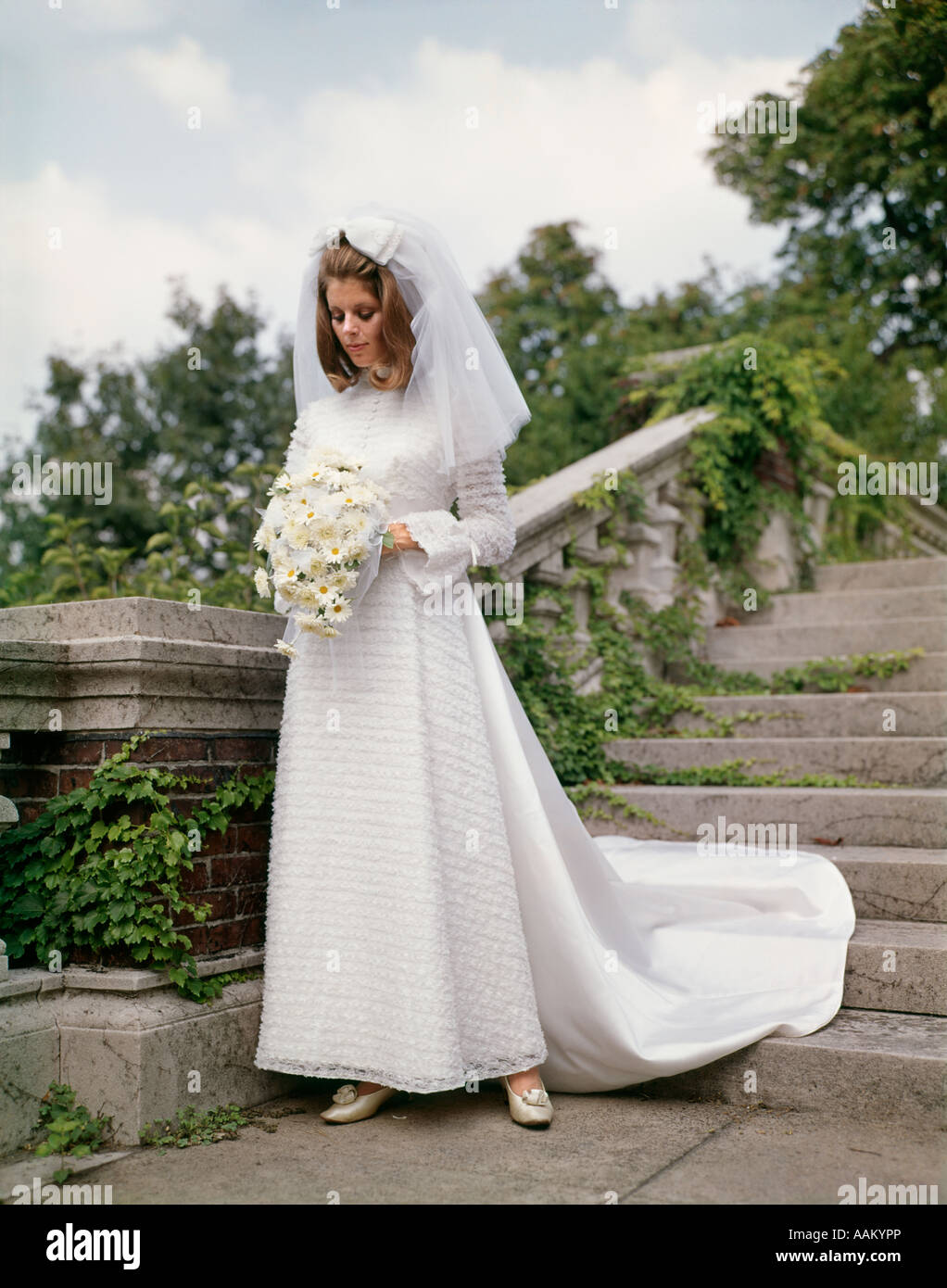 1980s bride immagini e fotografie stock ad alta risoluzione - Alamy
