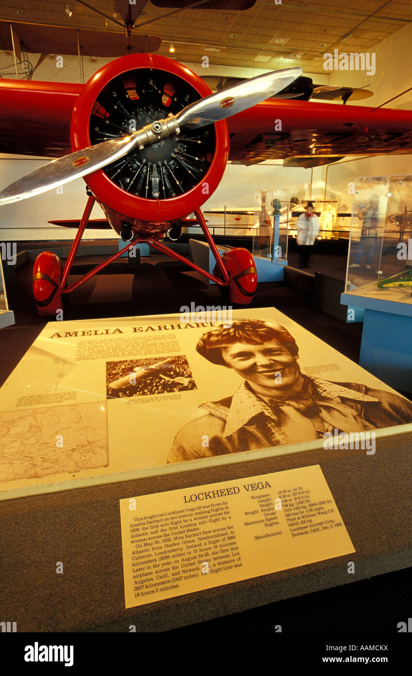 WASHINGTON DC E MUSEO NAZIONALE DELL'ARIA E DELLO SPAZIO Amelia Earhart presentano Foto Stock
