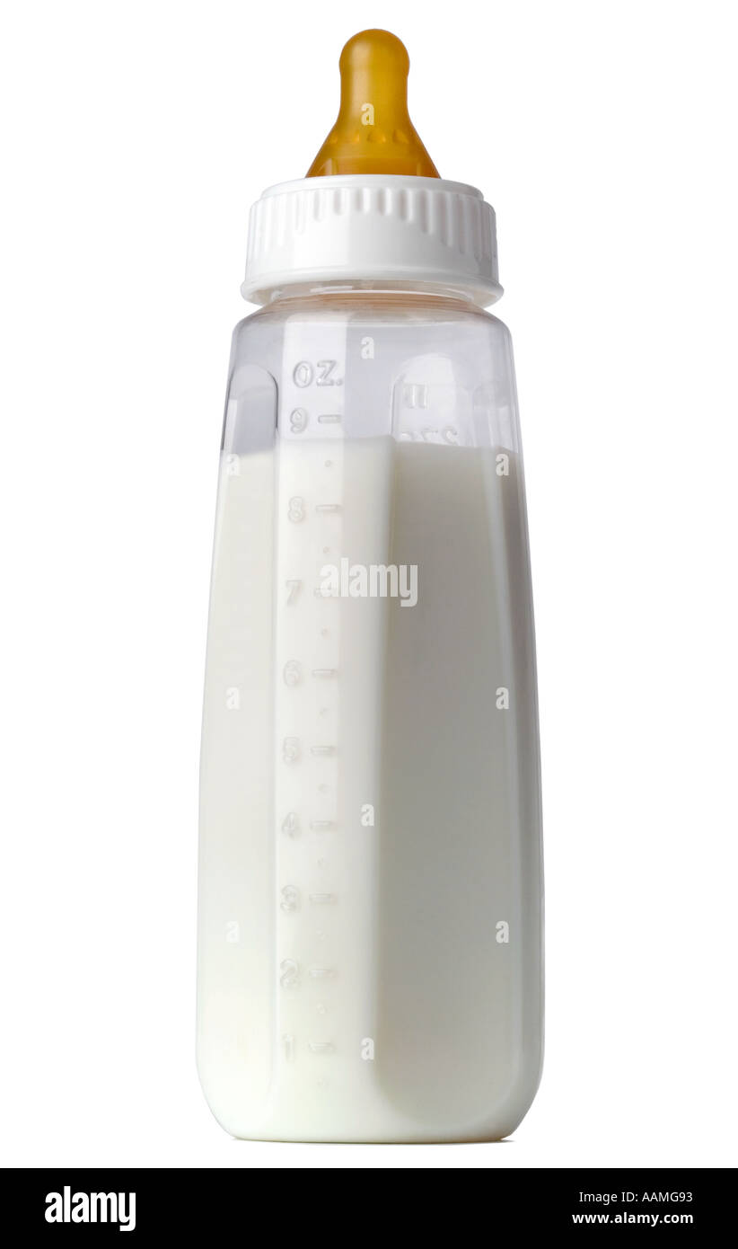 Biberon con latte Foto stock - Alamy