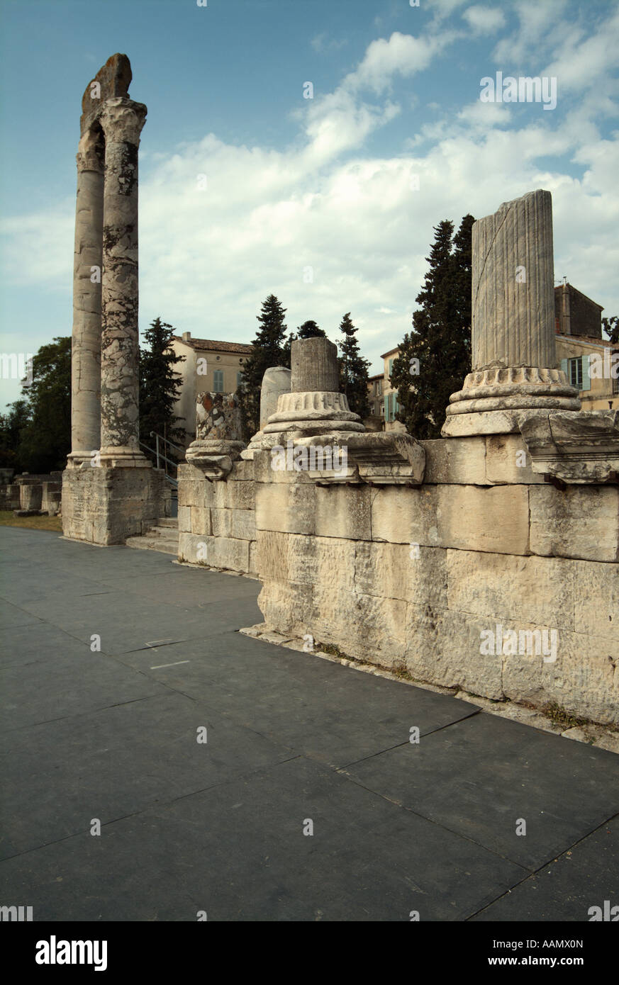 Teatro Romano (I secolo a.C.). Ad Arles. Bouches du Rhône. Provenza. Francia Foto Stock