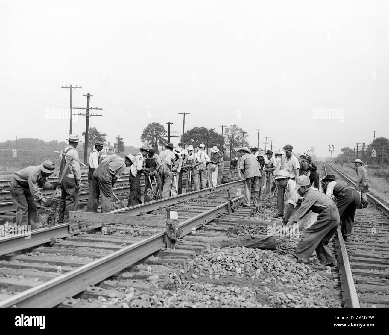 Trenta anni quaranta operai messicani lavorando su NEW YORK FERROVIA CENTRALE Foto Stock