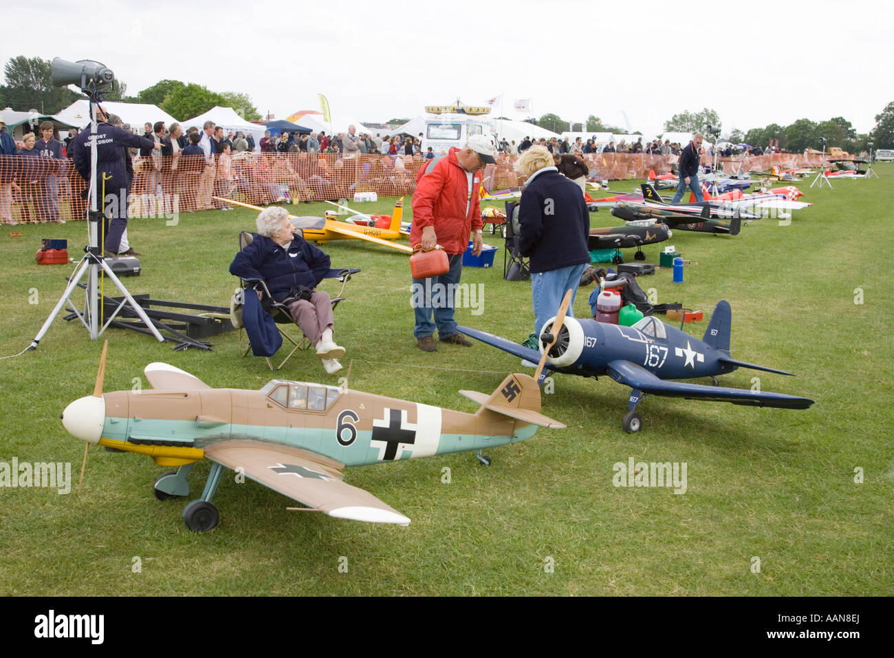 Grandi aeromodelli telecomandati a Rougham Airfield, Suffolk, Regno Unito Foto Stock