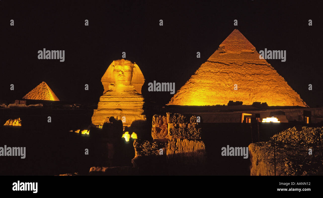 Africa Egitto sfinge e piramidi di notte Foto Stock