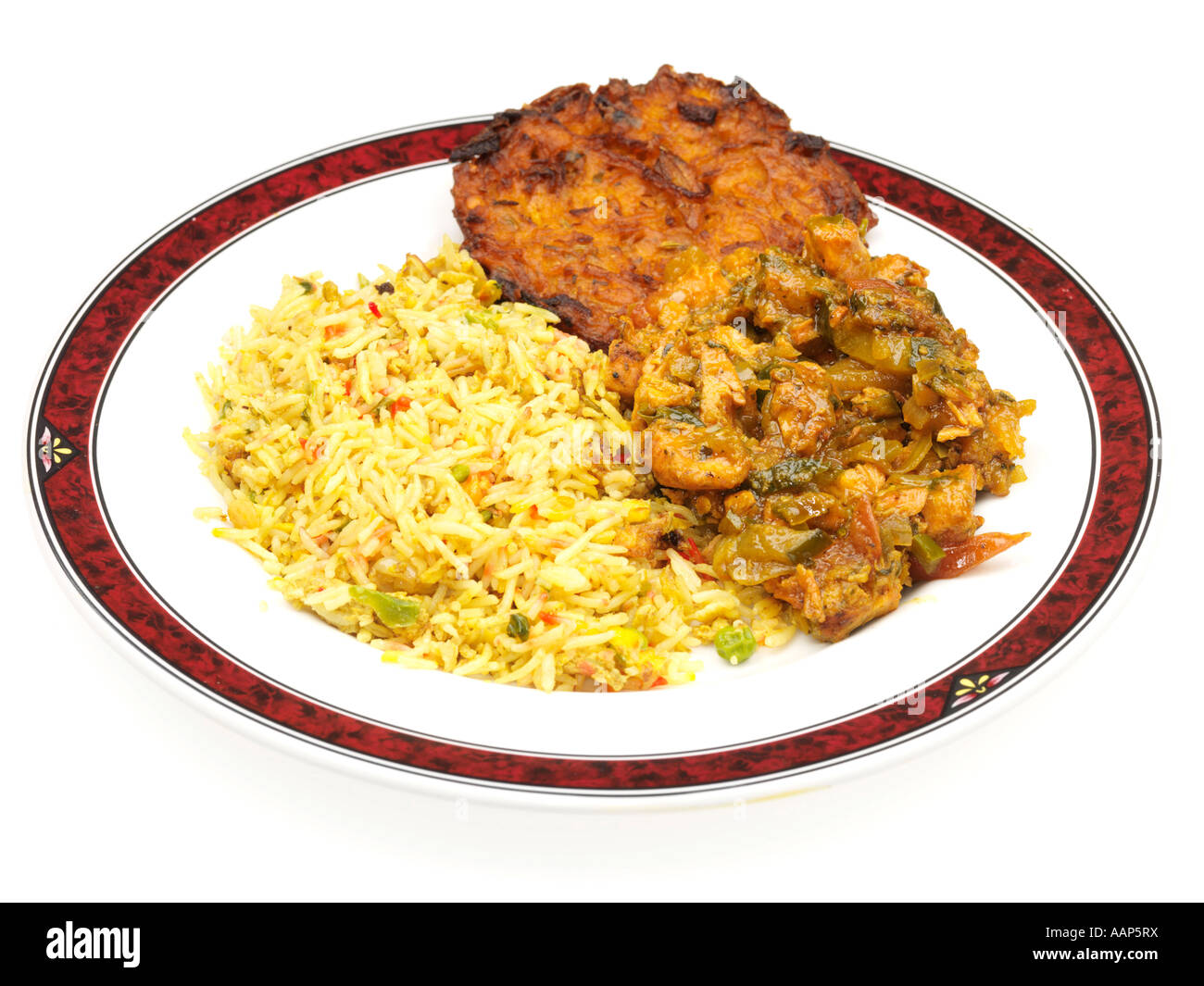 Fresco Stile Indiano Curry vegetale con Giallo riso pilaf e nessun popolo Foto Stock