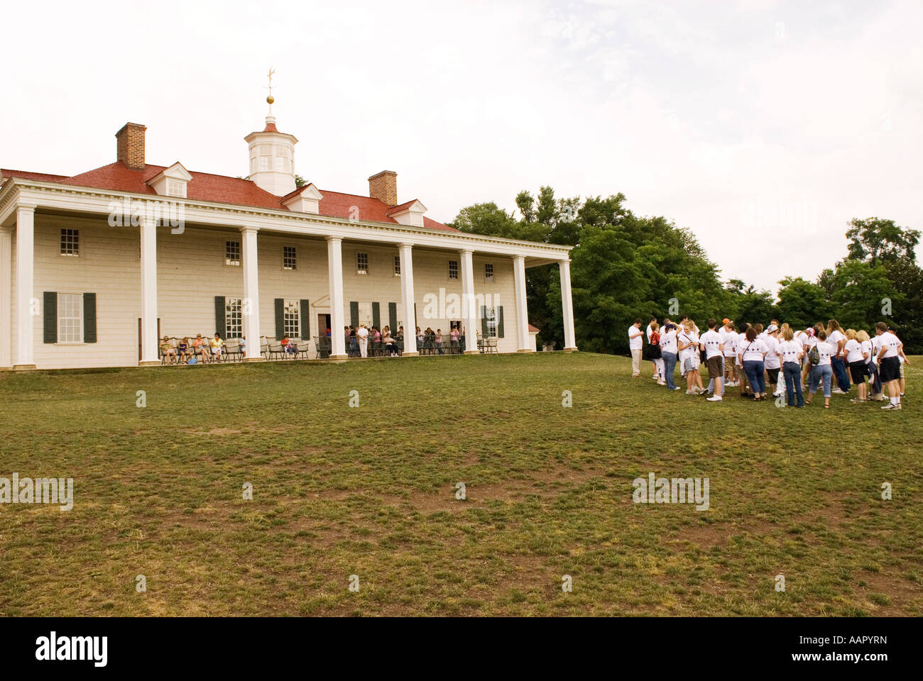 Gli studenti sulla Gita pronto per il Tour del Monte Vernon House a Washington DC, Casa del primo Presidente George Washington Foto Stock