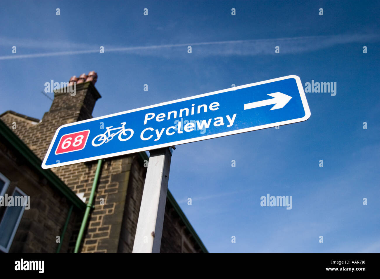 Segno per Pennine Cycleway in Slaithwaite Foto Stock