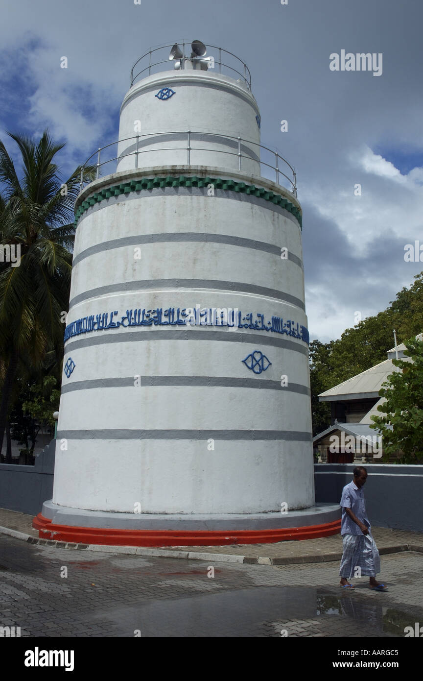 Munnaaru minareto cilindrico vicino Hukuru Miskiiy (ex Moschea del Venerdì), maschio, Maldive. Foto Stock