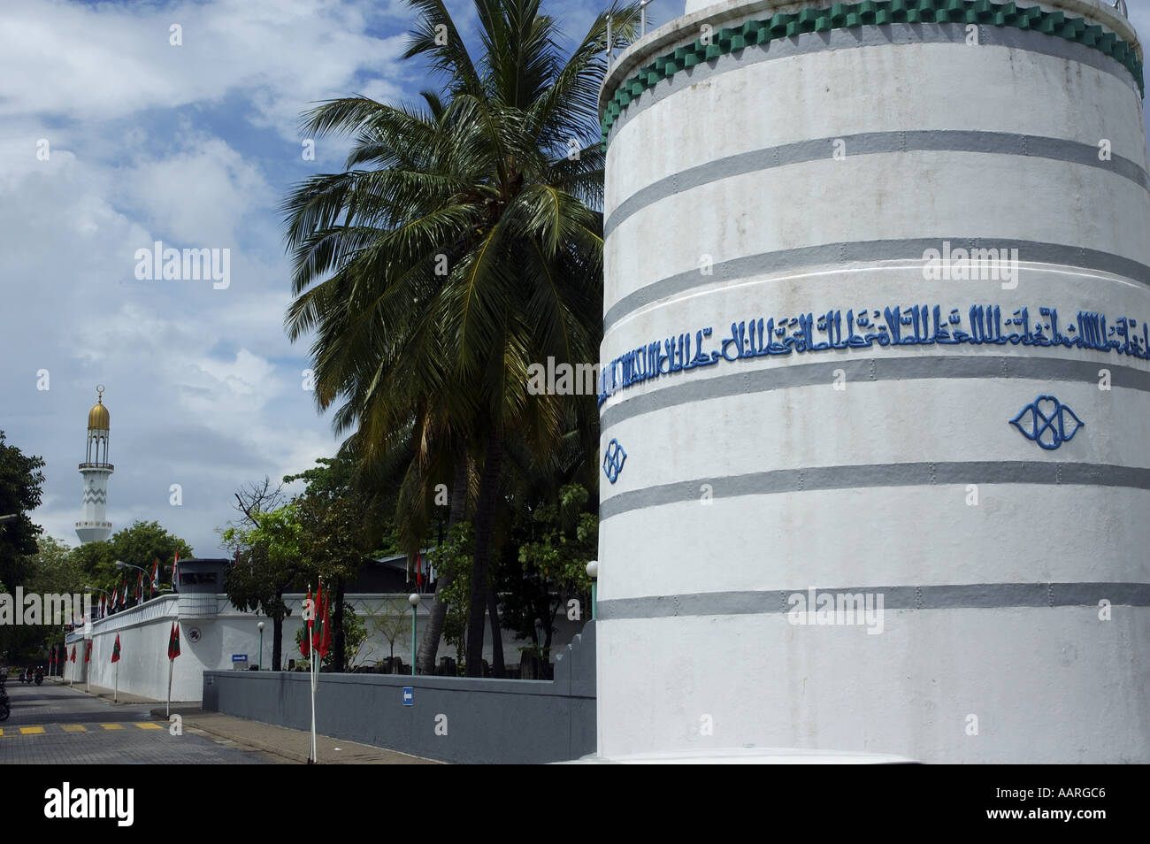 Maldive città di maschio il Munnaaru minareto cilindrico vicino Hukuru Miskiiy ex Moschea del Venerdì Foto Stock