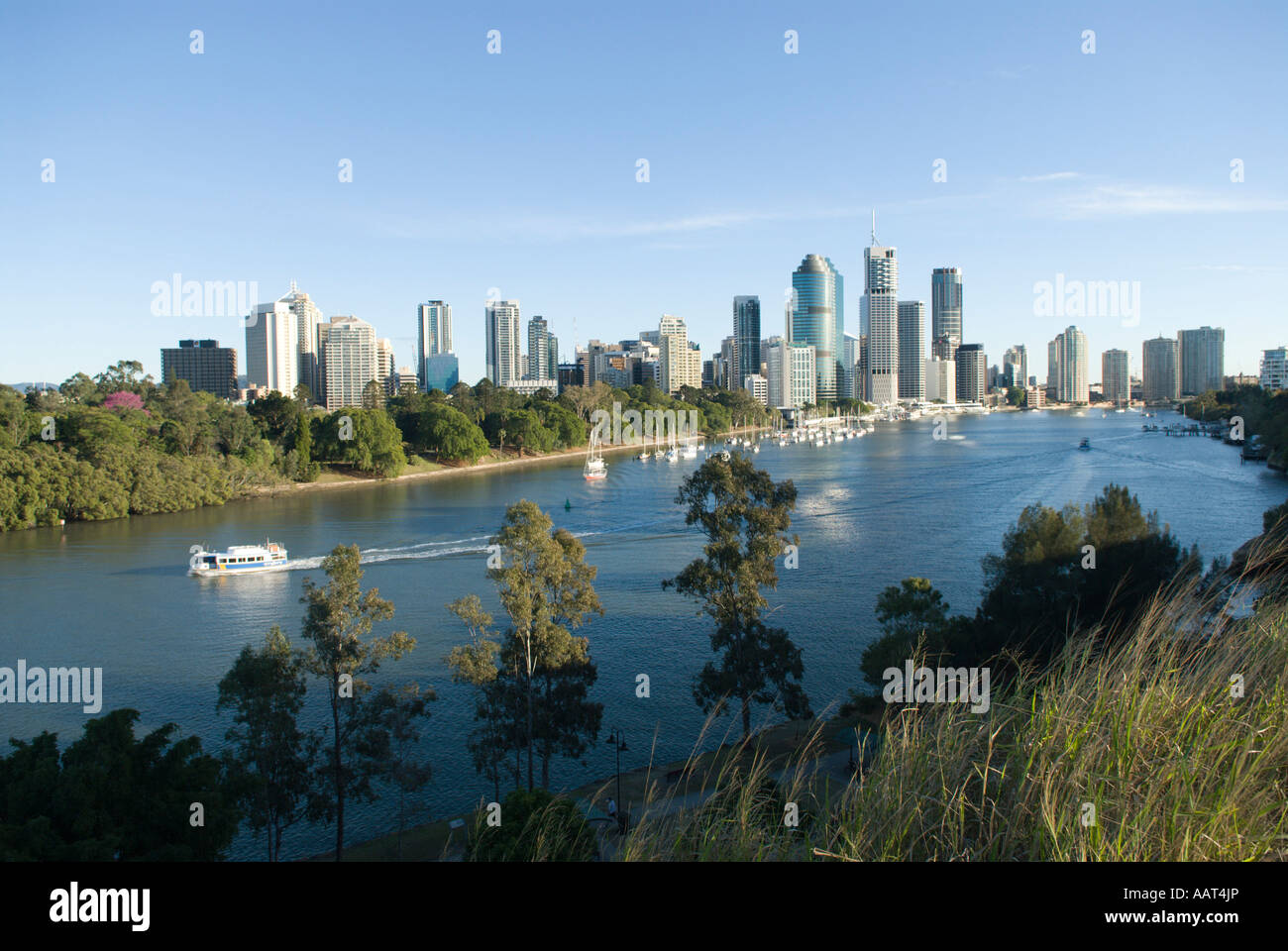 La città di Brisbane dal Kangaroo Pt. scogliere, Queensland, Australia. Foto Stock