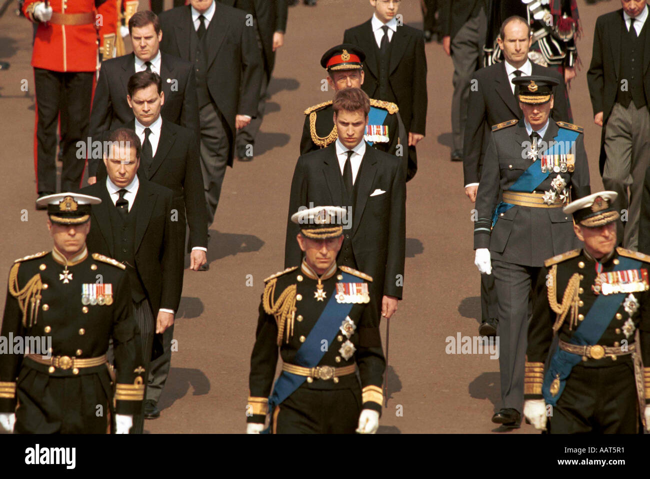 La regina madre il corteo funebre Foto Stock